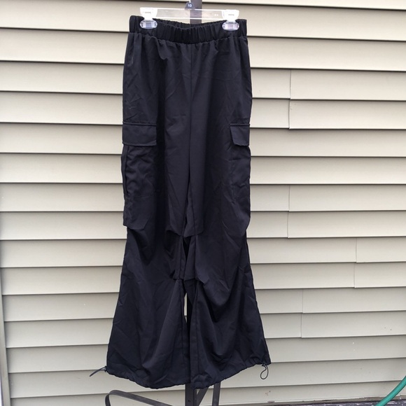 NEW LISTING! Shein Parachute Cargo Pants - Picture 1 of 8